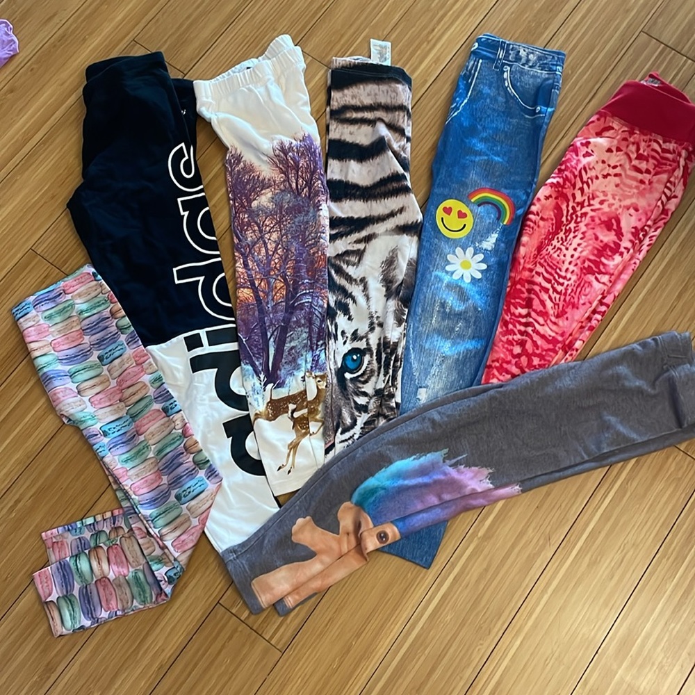 Lot of 7 girls leggings - size small